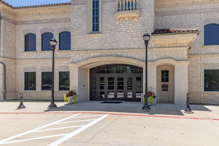 More Photos Of 2500 Legacy Dr, Frisco Office For Sale