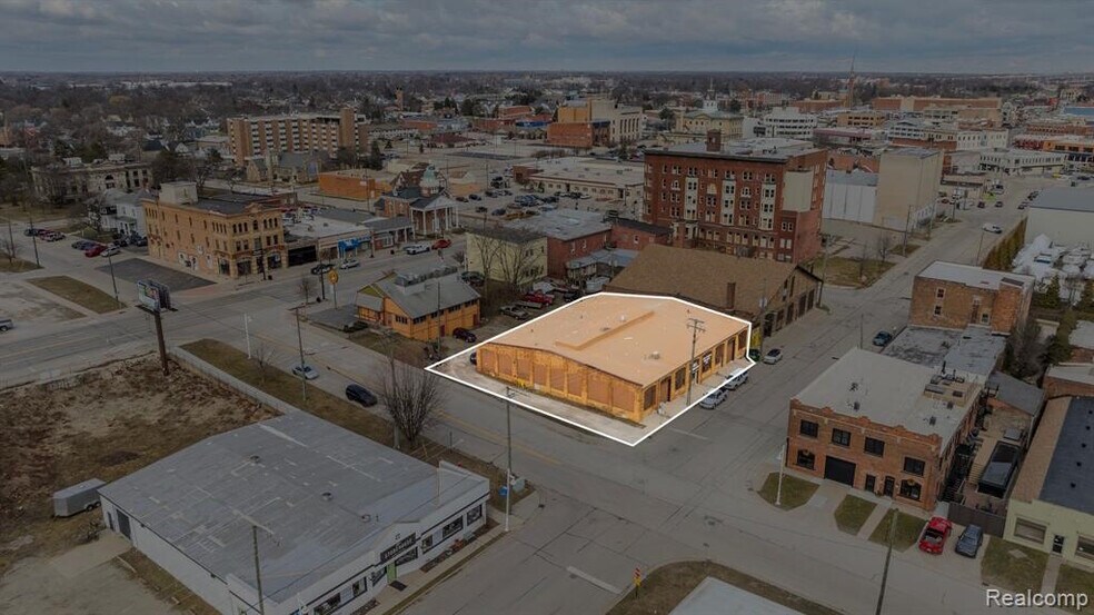 More Photos Of 1121 4th St, Port Huron Warehouse For Lease