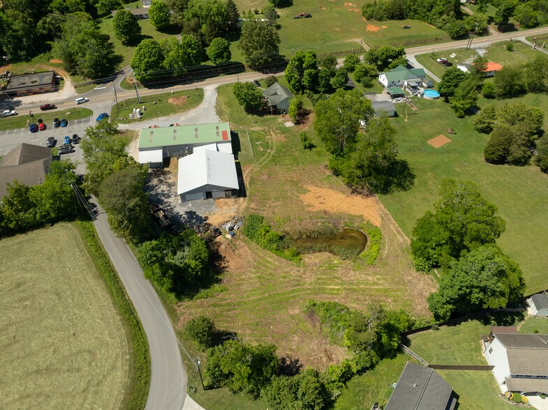 More Photos Of 2005 Boyds Creek Hwy, Sevierville Warehouse For Sale