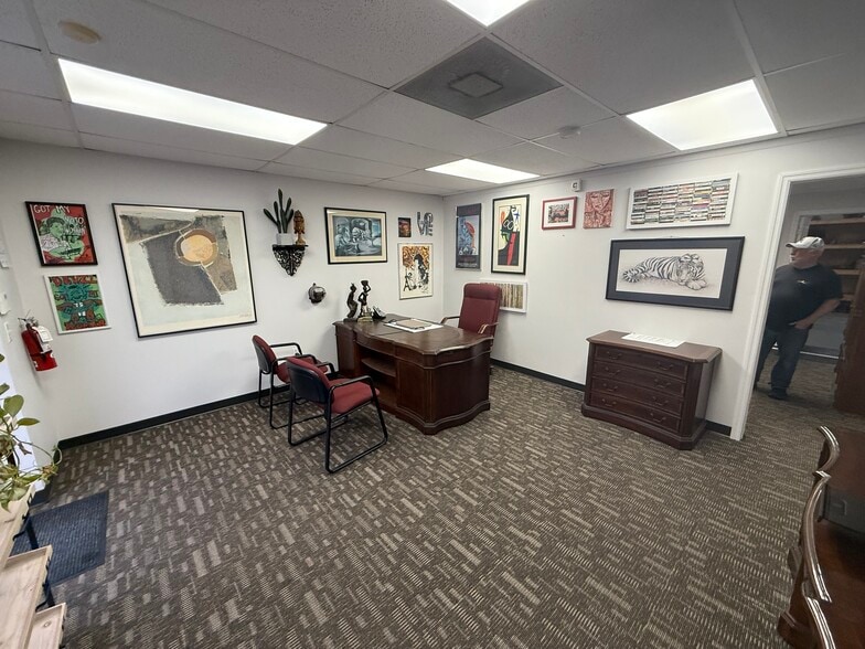 More Photos Of 2711 Airport Rd, Plant City Industrial For Sale