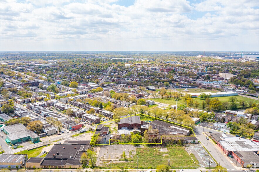 More Photos Of 1300 Walnut St, Camden Industrial For Lease