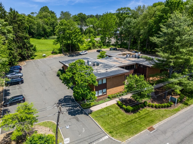 More Photos Of 8 Shunpike Rd, Madison Medical For Sale