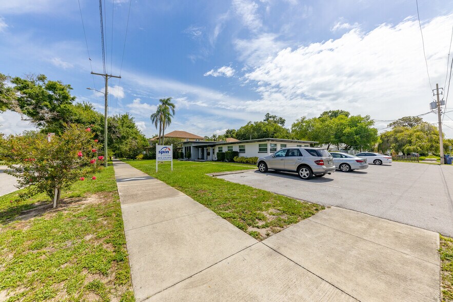 More Photos Of 5009 N Central Ave, Tampa Office For Lease