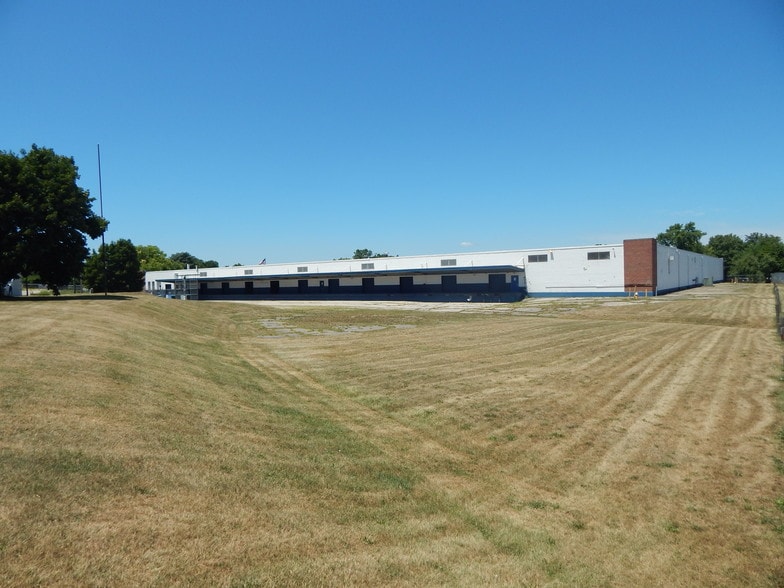 Primary Photo Of 301-333 Gaddis Blvd, Dayton Warehouse For Sale