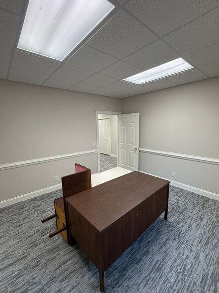 More Photos Of 3523 Pelham Rd, Greenville Office Residential For Lease