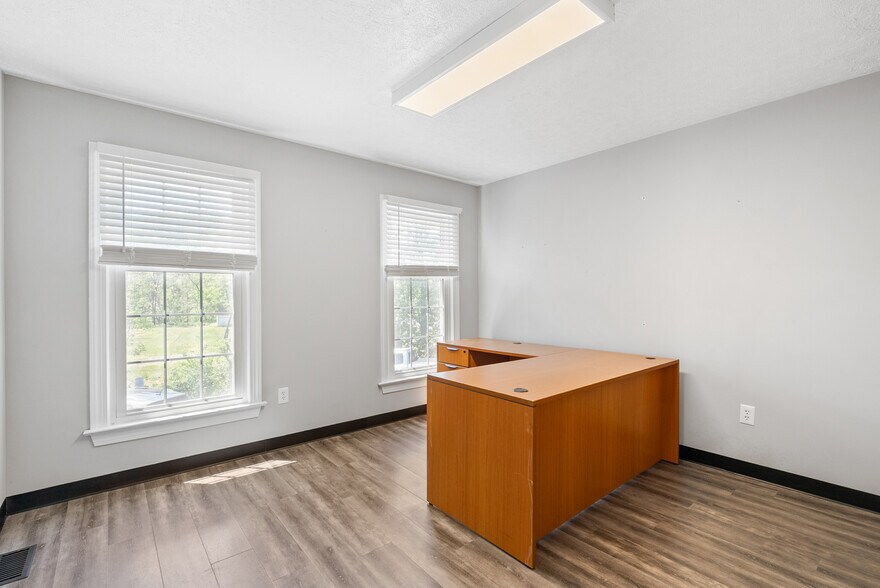 More Photos Of 6200 Fort Ave, Lynchburg Medical For Sale