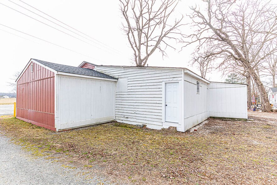 More Photos Of 10379 Chamberlayne Rd, Mechanicsville Freestanding For Sale