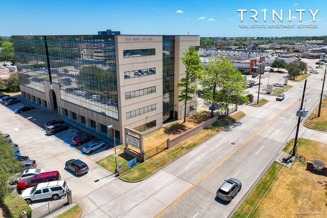 17325 Red Oak Dr, Houston, TX 77090 - Northwest Professional Building