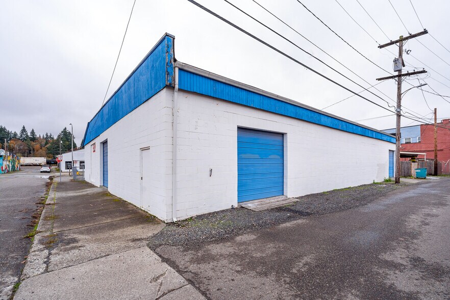 More Photos Of 539 N Tower Ave, Centralia Office For Sale
