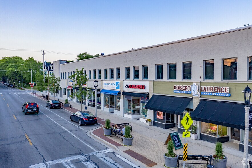 More Photos Of 2622-2650 N Downer Ave, Milwaukee Freestanding For Sale