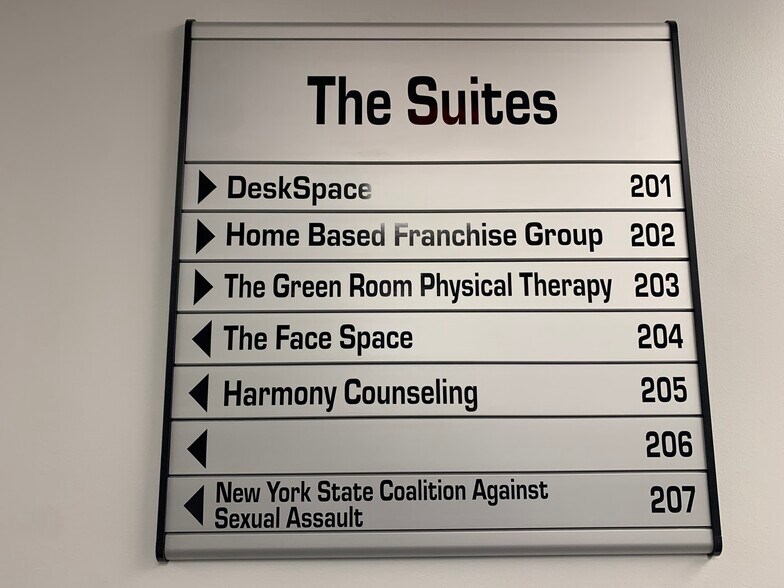 More Photos Of 16 N Greenbush Rd, Troy Freestanding For Lease