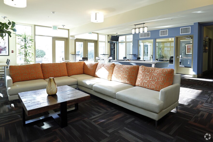 More Photos Of 507 NE Northgate Way, Seattle Apartments For Lease