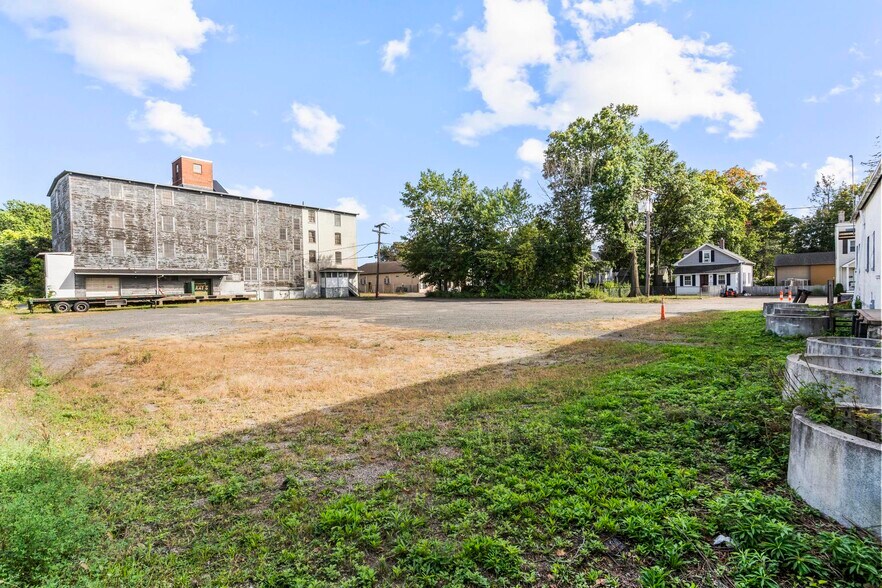 More Photos Of , East Hartford Unknown For Sale