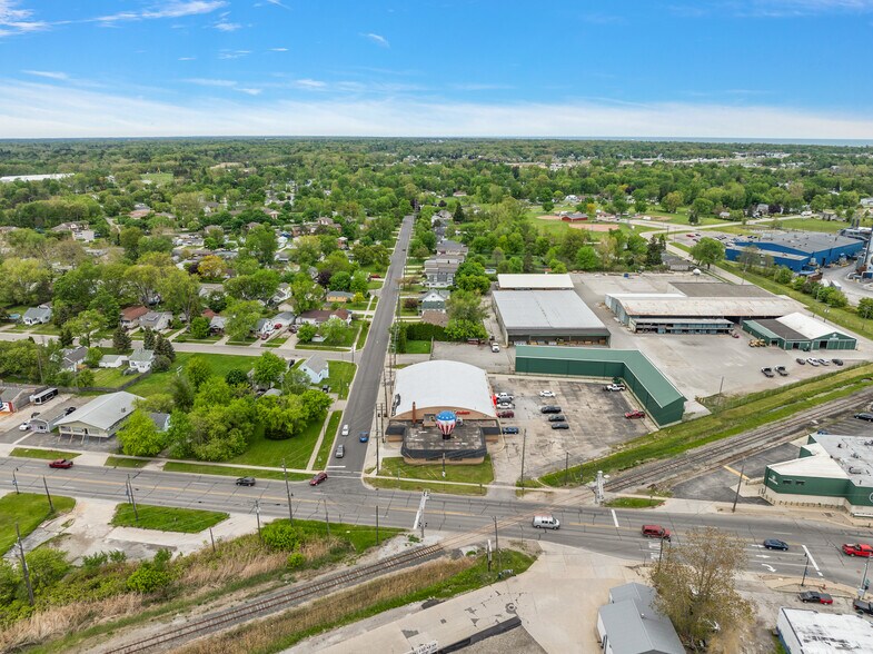 More Photos Of 2419 Lapeer Rd, Port Huron General Retail For Sale