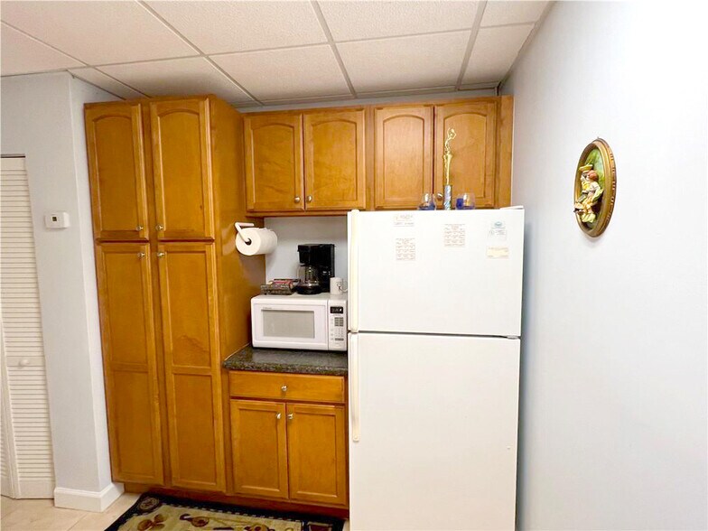 More Photos Of 2331 N State Road 7, Lauderhill Office For Sale