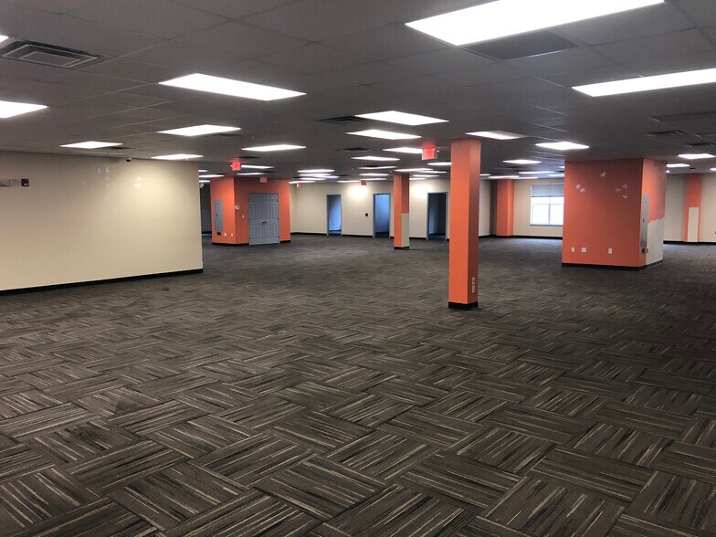 More Photos Of 2324 Killearn Center Blvd, Tallahassee Office For Lease