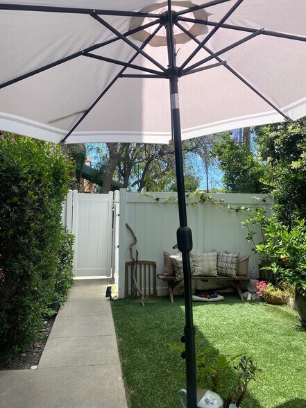 More Photos Of 6254 Whitsett Ave, North Hollywood Apartments For Sale
