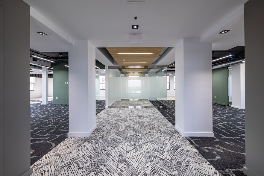 More Photos Of 200 N Laura St, Jacksonville Office Residential For Lease