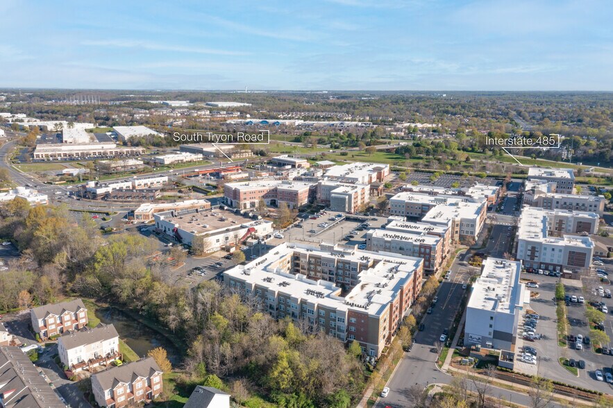 More Photos Of 2135 Ayrsley Town Blvd, Charlotte Freestanding For Lease