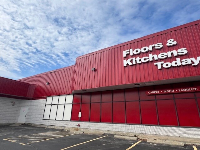 More Photos Of 470 Southbridge St, Auburn Freestanding For Sale