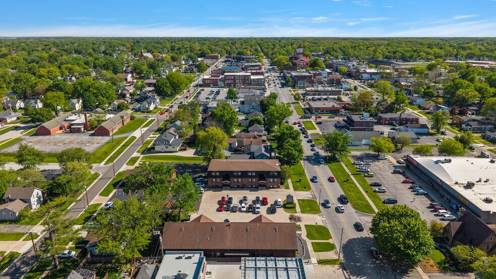 More Photos Of 250 N Main St, Crown Point Office For Sale