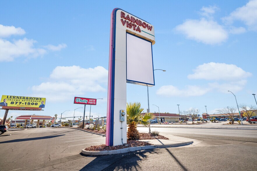 More Photos Of 1040 S Rainbow Blvd, Las Vegas Freestanding For Lease