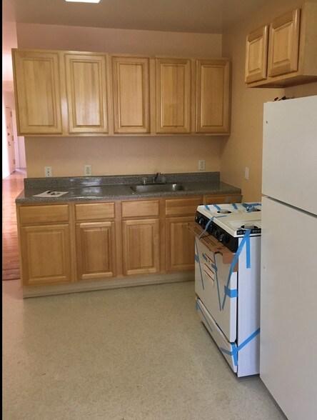 More Photos Of 25 Post St, Yonkers Apartments For Sale