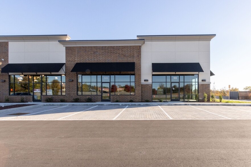 More Photos Of 1516-1536 Joe B Jackson Pky, Murfreesboro Freestanding For Lease