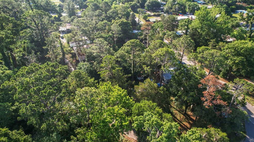 More Photos Of 224 SE Davie Ct, Lake City Manufactured Housing Mobile Home Park For Sale