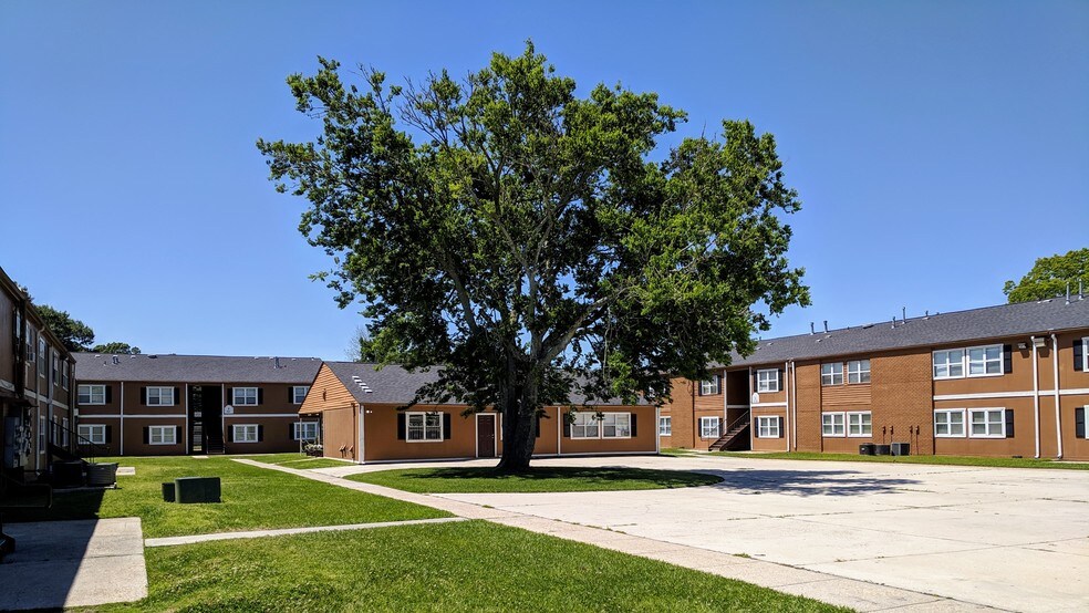 More Photos Of , New Orleans Multifamily For Sale