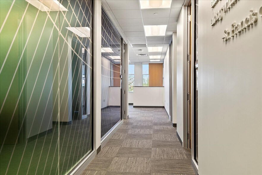 More Photos Of 3051 Hollis Dr, Springfield Office For Lease