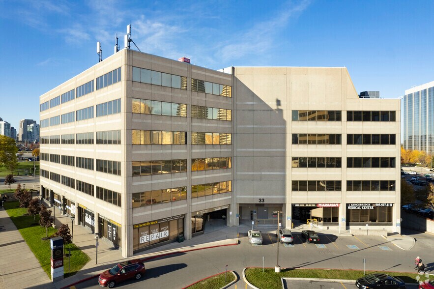 More Photos Of 33 City Centre Dr, Mississauga Office For Lease