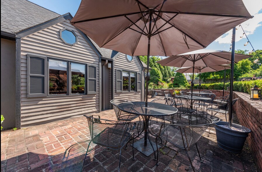 More Photos Of 181 E Brown St, Blairsville Restaurant For Sale