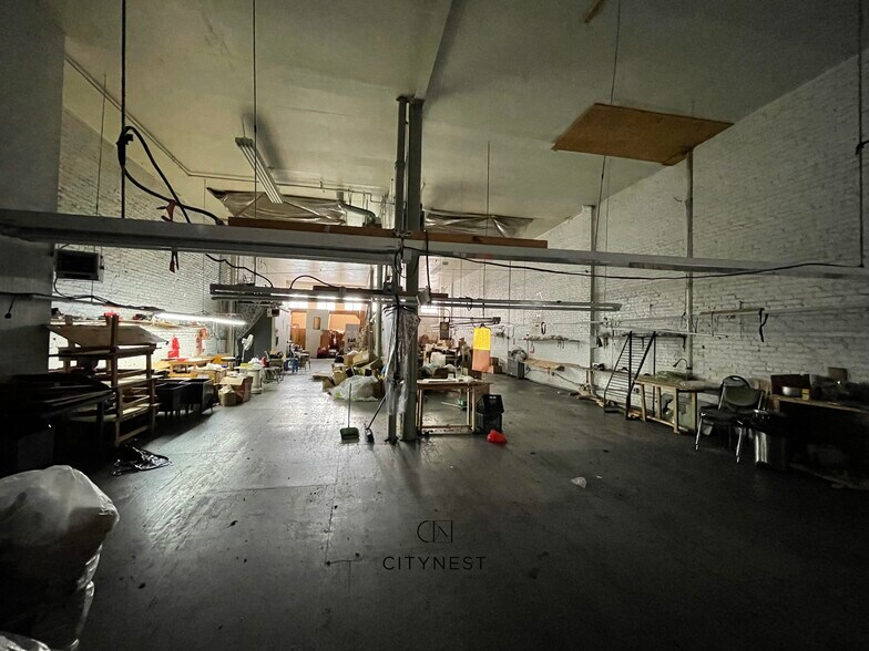 More Photos Of 5410 3rd Ave, Brooklyn Auto Repair For Lease