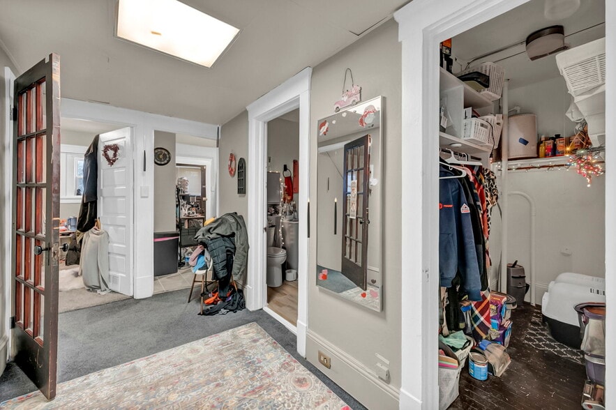 More Photos Of 4435 State Rd, Cleveland Storefront Retail Residential For Sale