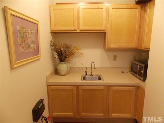 More Photos Of 5003 Southpark Dr, Durham Medical For Sale