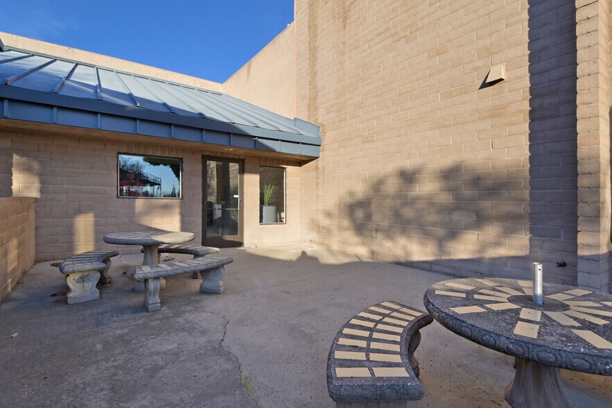 More Photos Of 1445 Butte House Rd, Yuba City Office For Sale