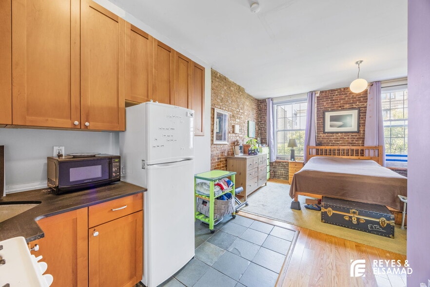 More Photos Of 558 W 173rd St, New York Apartments For Sale