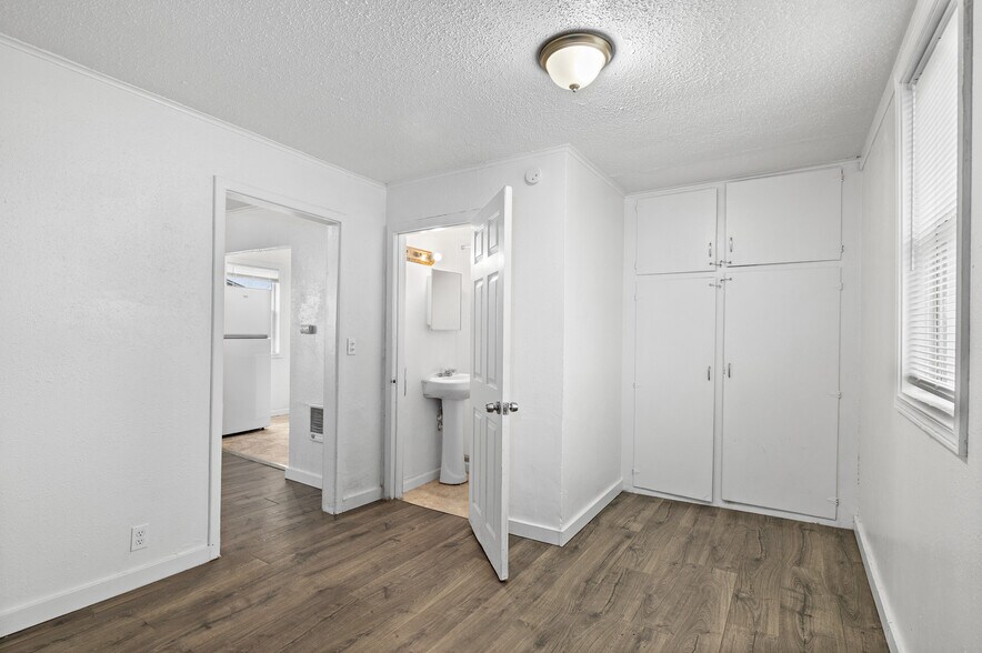 More Photos Of 1029 S Division St, Moses Lake Apartments For Sale