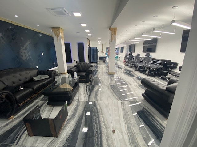 More Photos Of 3008-3010 Jerome Ave, Bronx Warehouse For Lease