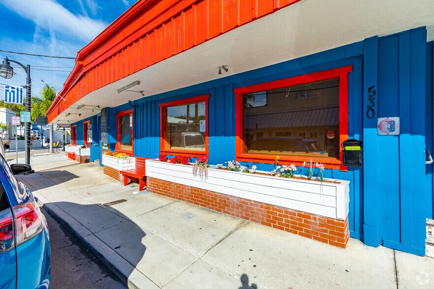 More Photos Of 530 Athens St, Tarpon Springs General Retail For Sale