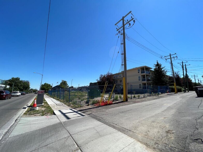 More Photos Of 1903-1907 31 St SW, Calgary Land For Sale