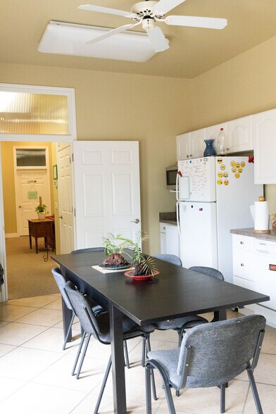 More Photos Of 12335 Hymeadow Dr, Austin Medical For Sale