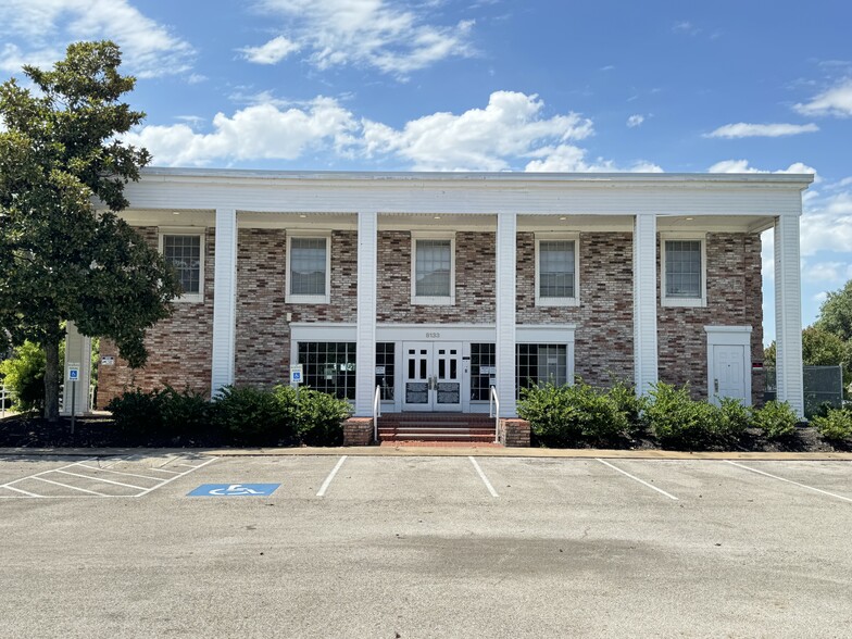 Primary Photo Of 8133 Broadway St, Houston Bank For Lease