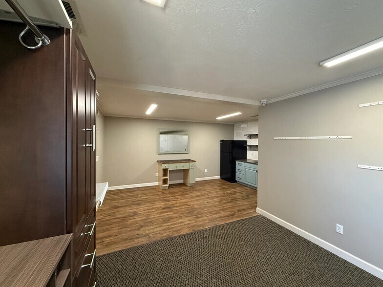 More Photos Of 93 Miller Dr, Jackson Warehouse For Sale