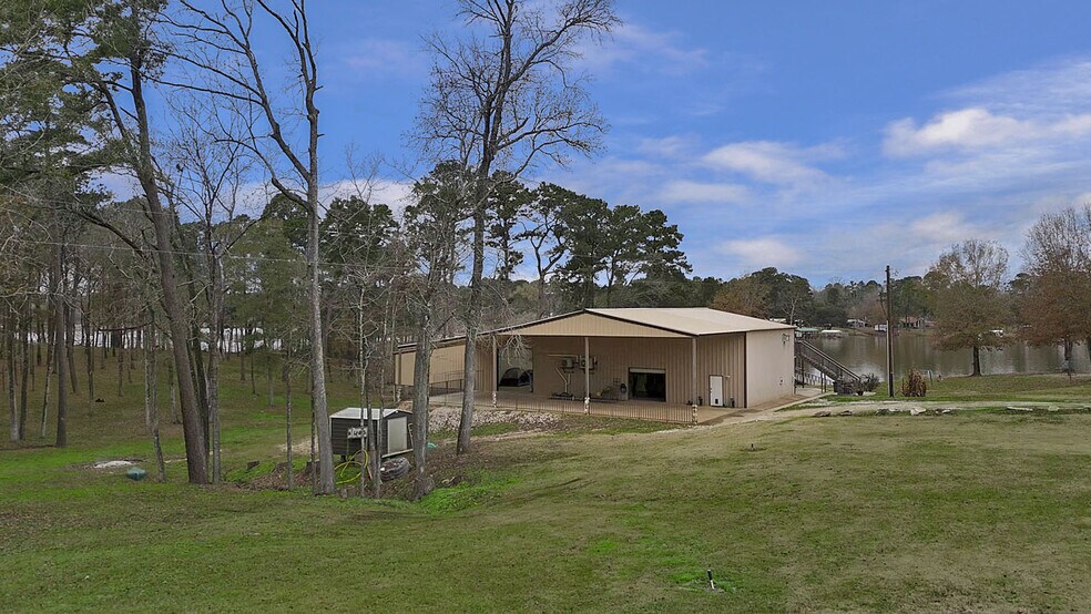 More Photos Of 111 Cypress Bay dr, Milam Specialty For Sale