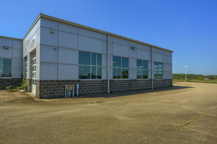 More Photos Of 3 Superior Way, Uniontown Auto Dealership For Sale