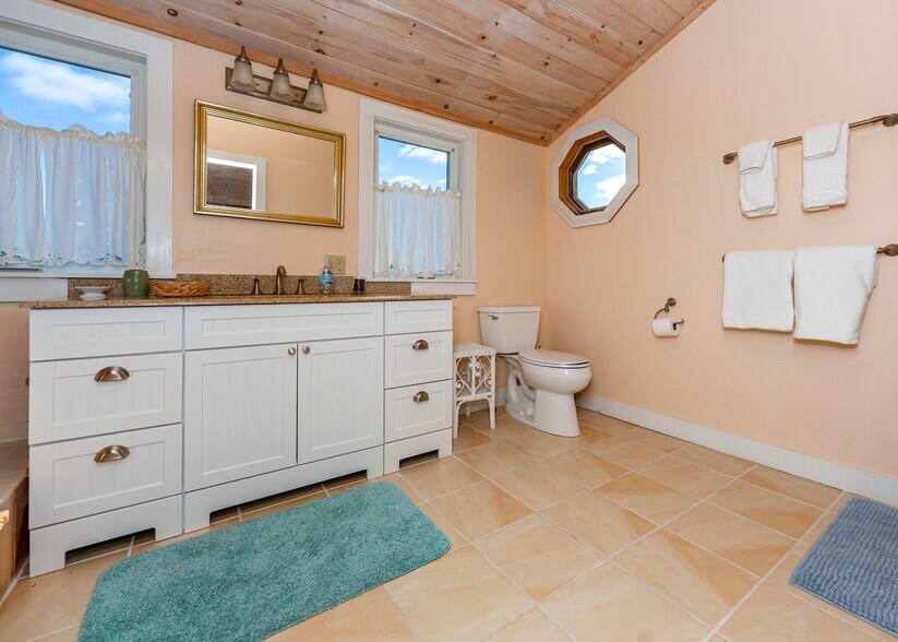 More Photos Of 109 Shore Rd, Southwest Harbor Flex For Sale