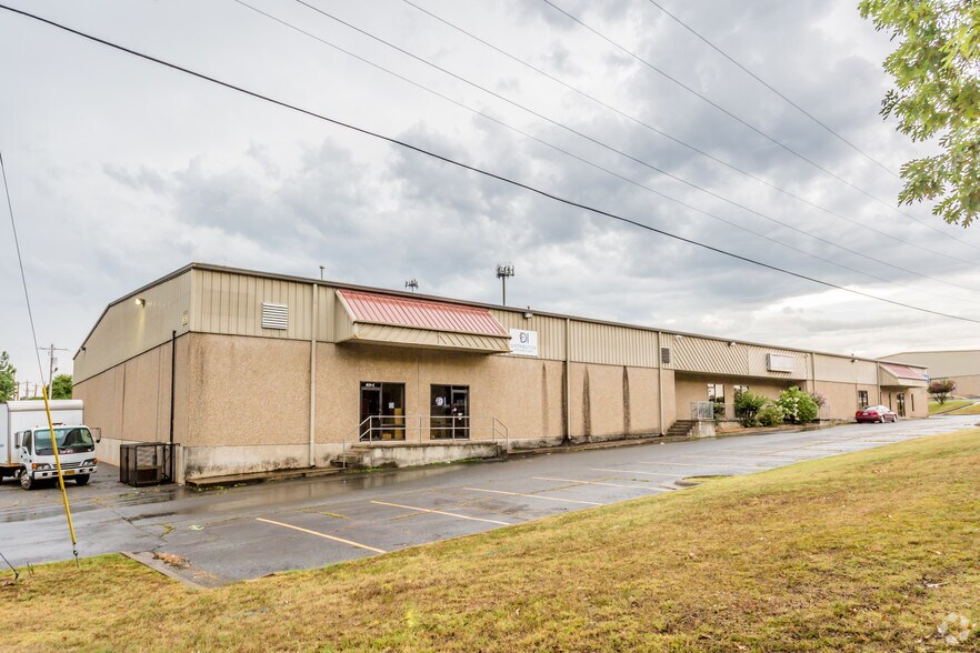 More Photos Of 8100 Scott Hamilton Dr, Little Rock Unknown For Lease