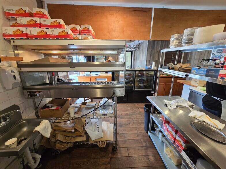 More Photos Of 224 Sparta Ave, Sparta Restaurant For Sale
